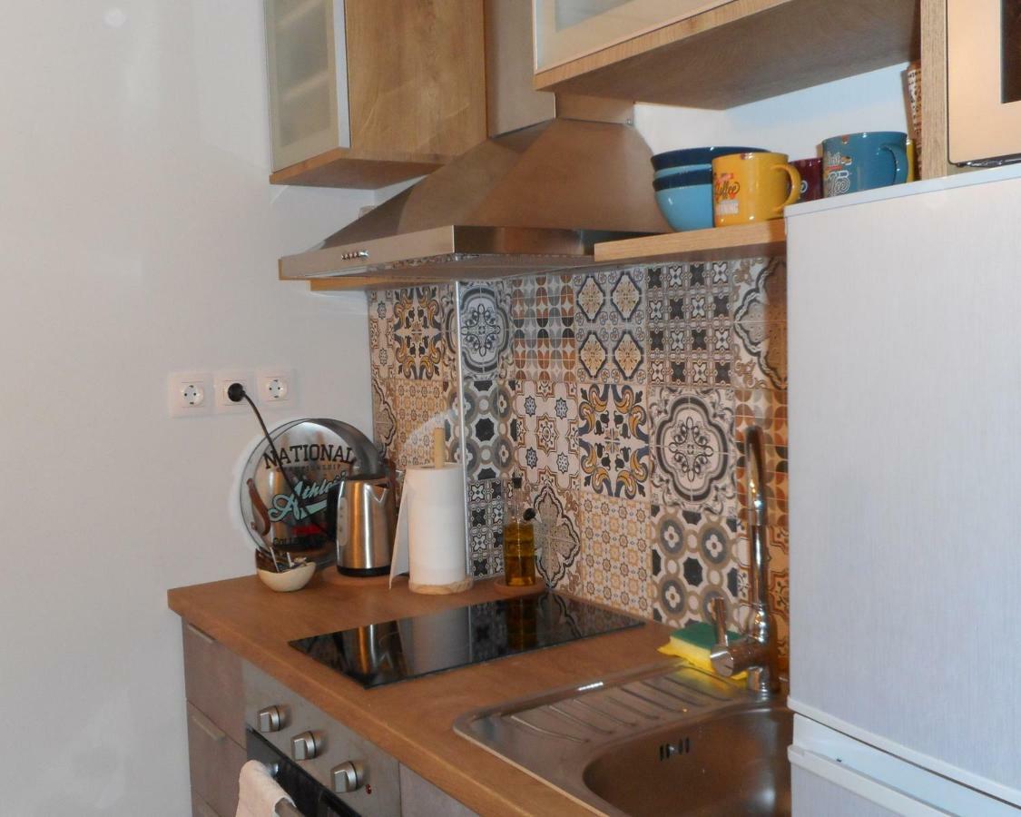 Elegant And Comfortable Apartment In The City Center Ermoupoli Exteriör bild